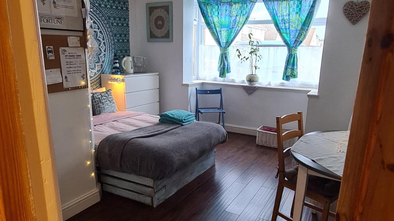 Seaside Double Room Poole Ngoại thất bức ảnh